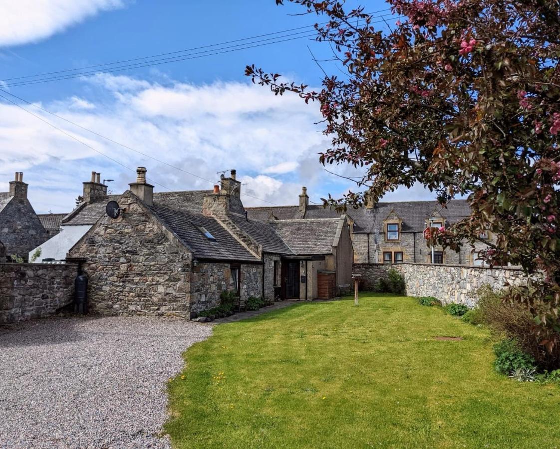 Ailnack Cottage -Cheerful Cottage With Secure Garden And Off Street Parking Sleeps 4 Tomintoul Εξωτερικό φωτογραφία